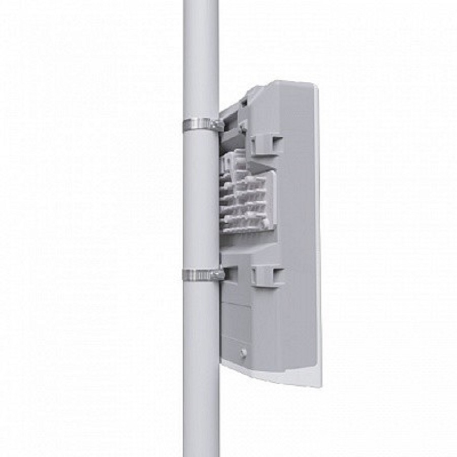 Повреждение упаковки MikroTik CRS318-16P-2S+OUT Коммутатор L2 Всепогодный, 16x 1Gbit PoE, 2x SFP+, на мачту, без БП